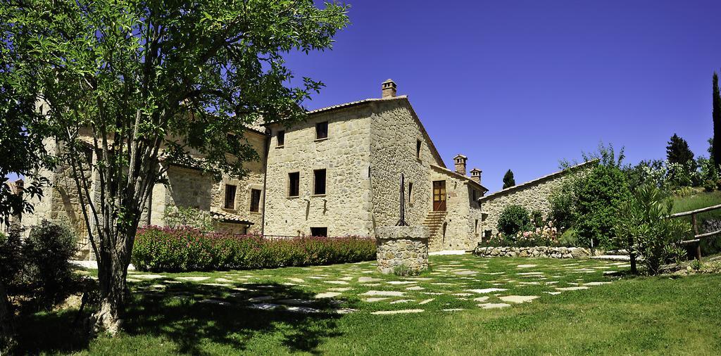 Borgo Fastelli Aparthotel Sarteano Exterior photo