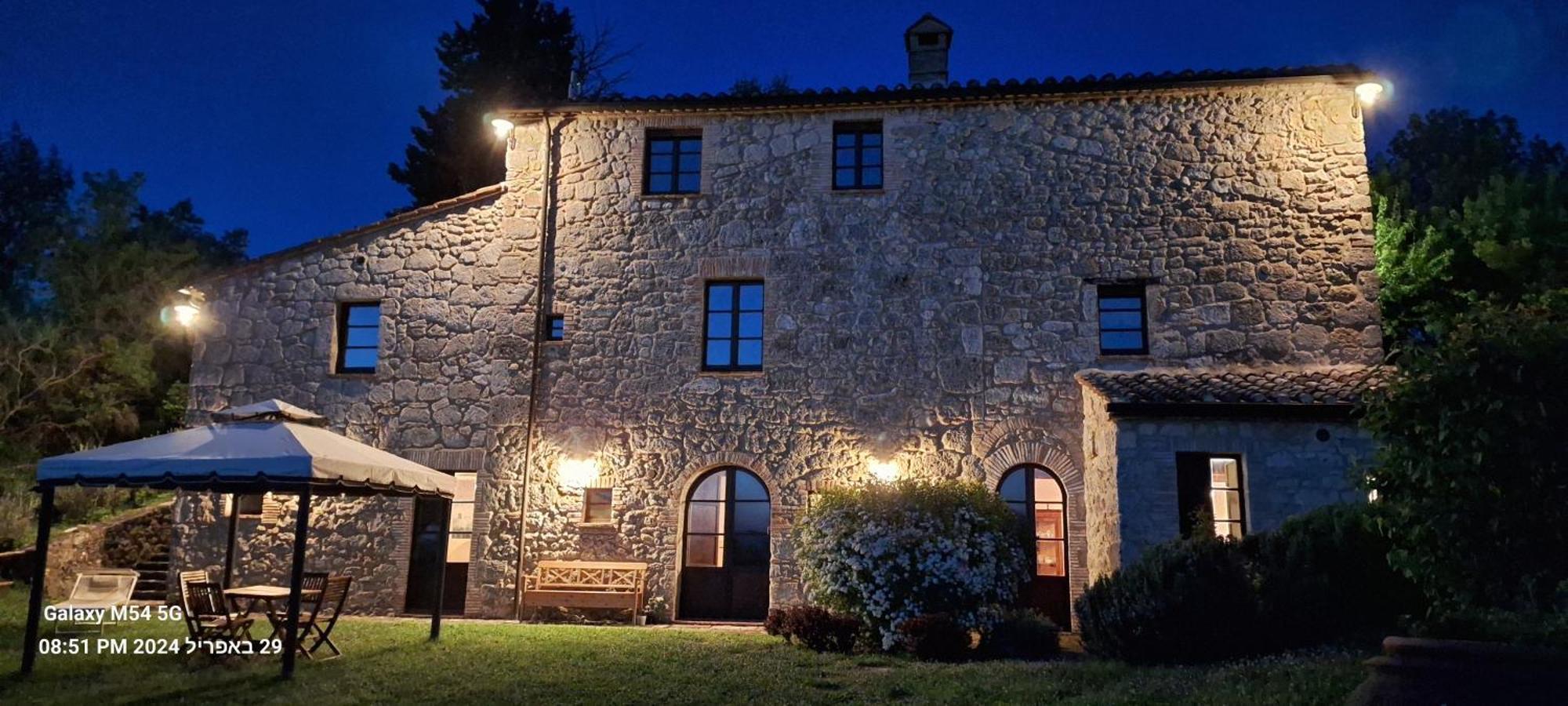 Borgo Fastelli Aparthotel Sarteano Exterior photo