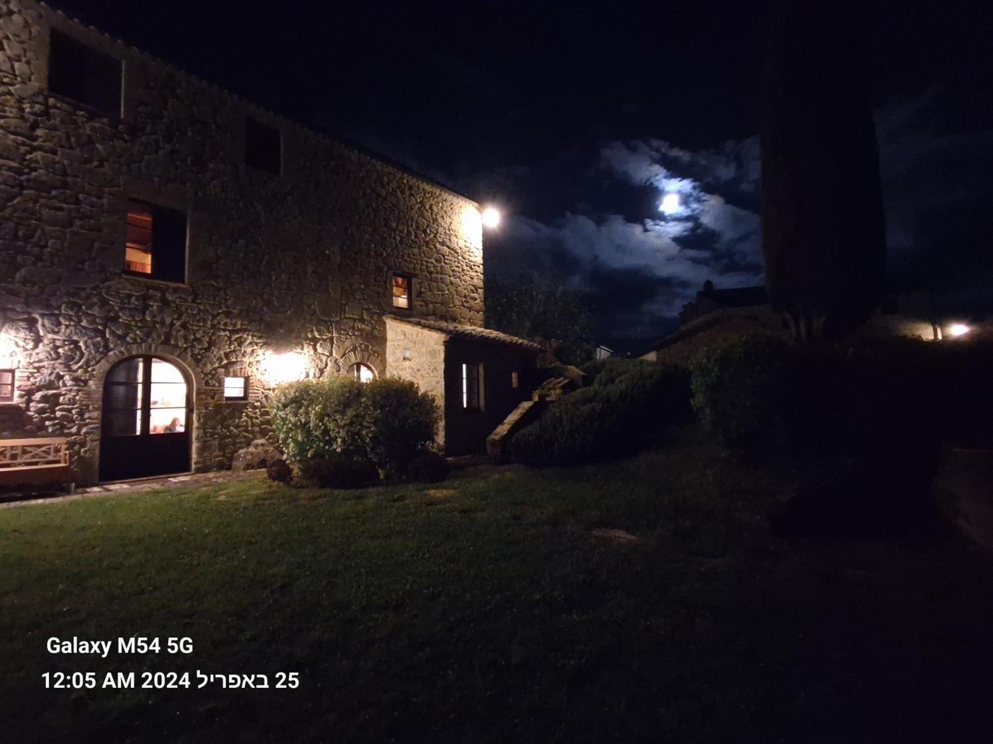 Borgo Fastelli Aparthotel Sarteano Exterior photo