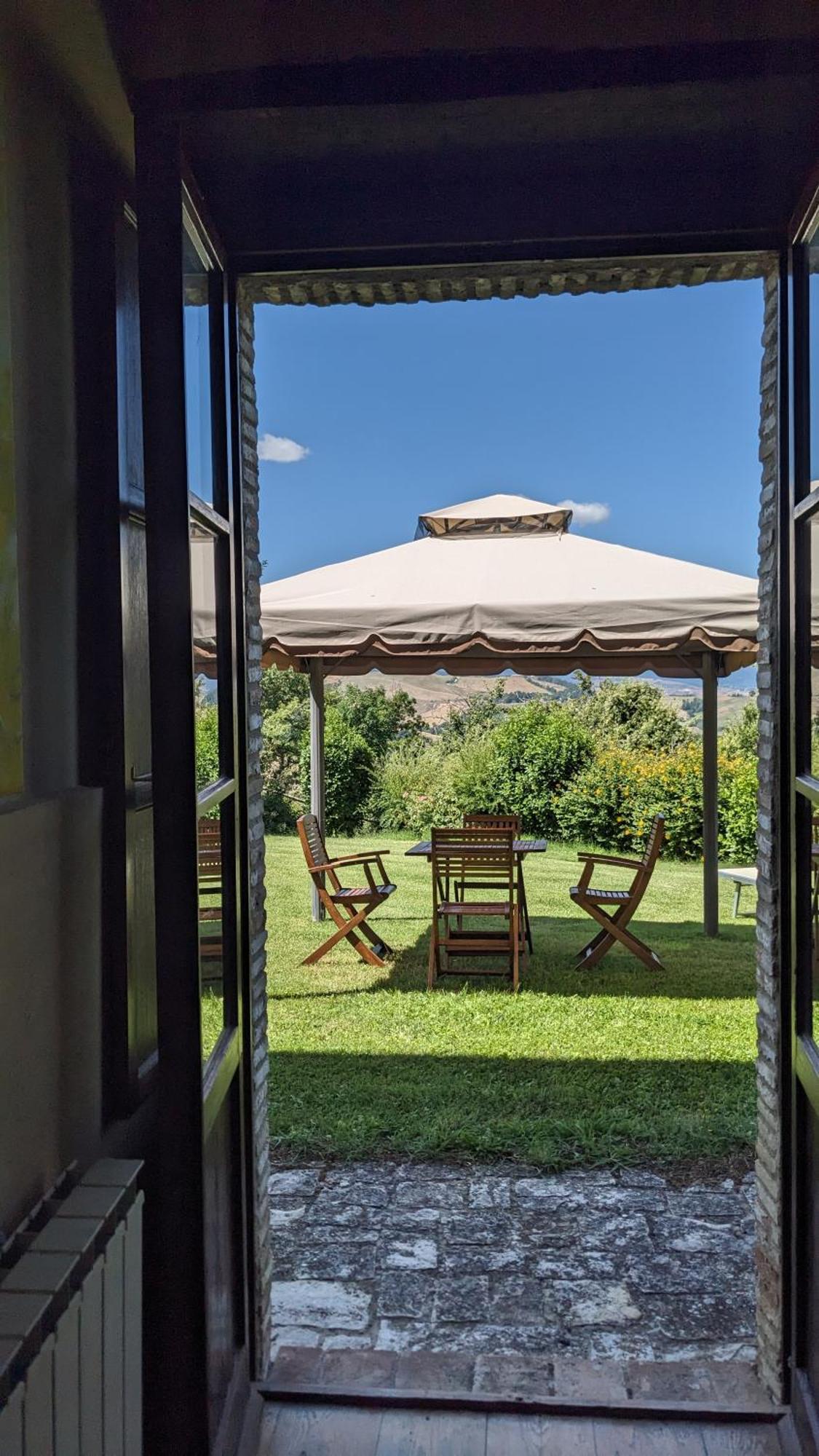 Borgo Fastelli Aparthotel Sarteano Exterior photo