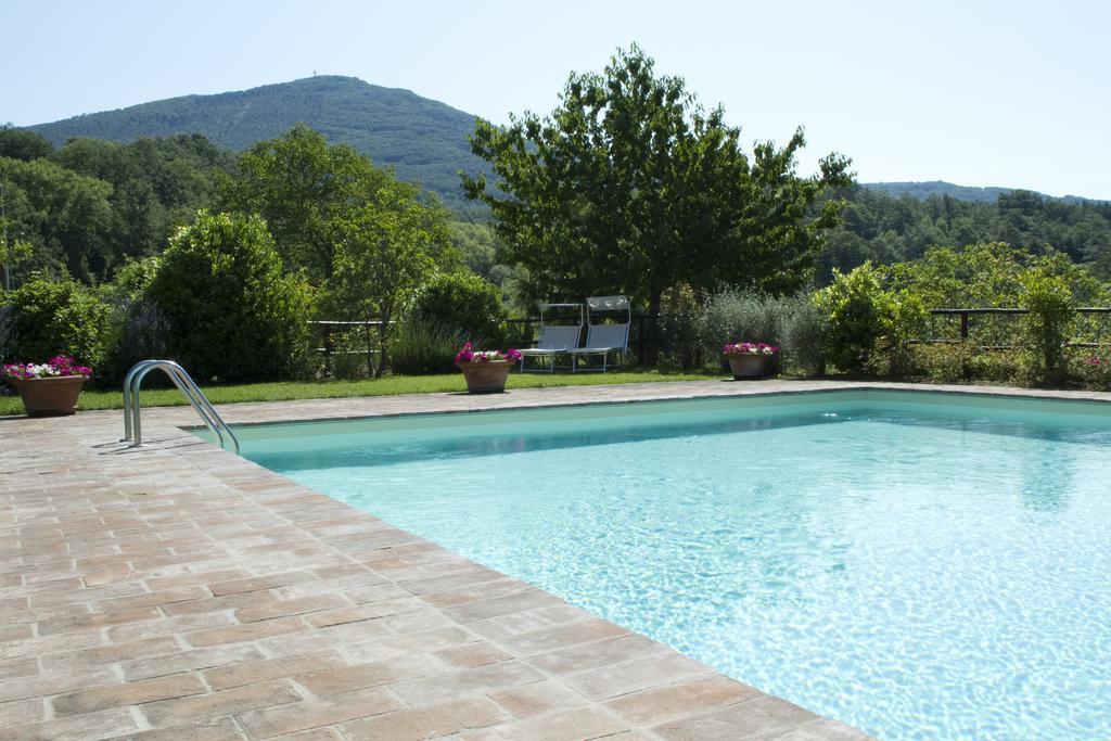 Borgo Fastelli Aparthotel Sarteano Exterior photo